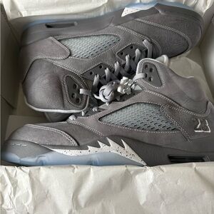 Jordan Retro 5 Wolf Grey (26) size 12 GOAT authenicated.